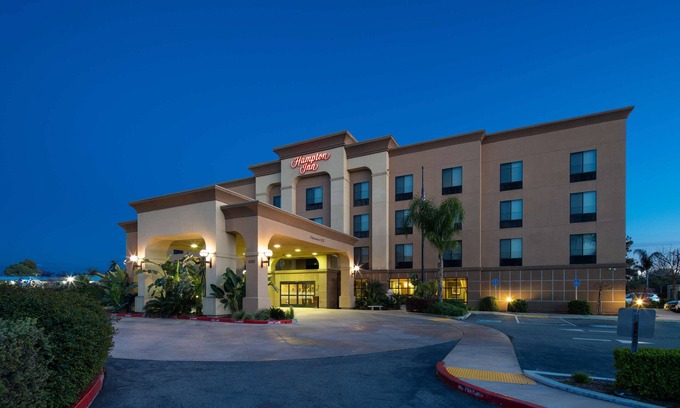 Visalia Hotel | Hampton Inn Visalia