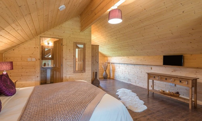 Ellesmere Cabina | Hampton Lodge, ELLESMERE