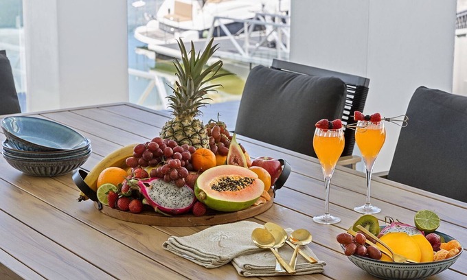 Yamba Casa | Hamptons House | Stylish Waterfront