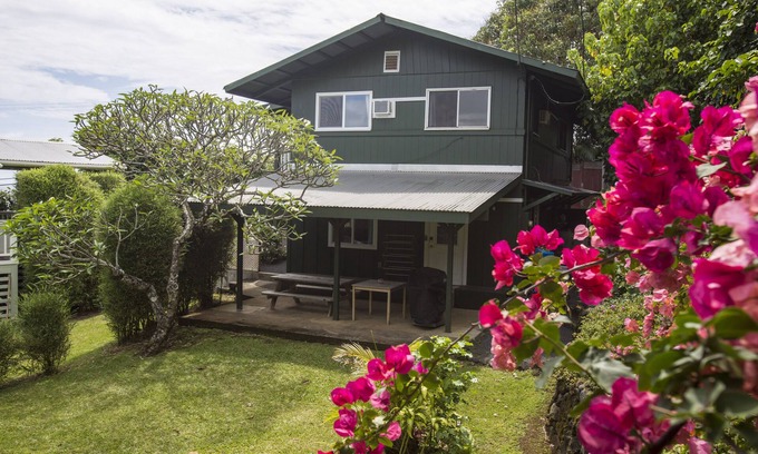 Hana Casa | Hana Bay View 3 BR/2 BA house sleeps 6 comfortably with 2 patios.