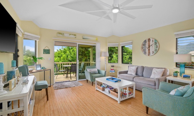 Princeville Villa | Hanalei Bay Villa Cottage 2Br 2. 5 Ba 2 con vistas a la montaña (HBV24)