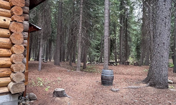 Bend Cabina | Handbuilt Cabin in Bend near Tumalo Falls