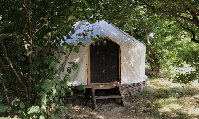 Ash Cabina | Handcrafted Grain Store Yurt in Somerset woodland; off-grid relaxation, campfire