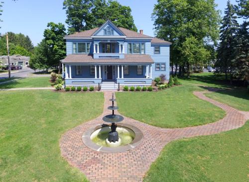 Skaneateles Hotel | Hannum House