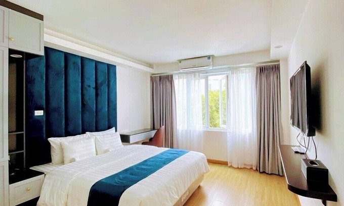 Hang Trong Hotel | Hanoi Capital Premium Hotel