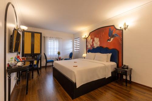 Hang Buom Hotel | Hanoi House Hotel & Travel