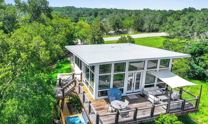 Blanco Casa | Happiness Ranch - Cypress Tree House | Modern Couples Getaway in Blanco!