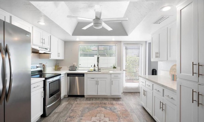 Camelback East Casa | Happy 3BR Abode: sun, pool & patio
