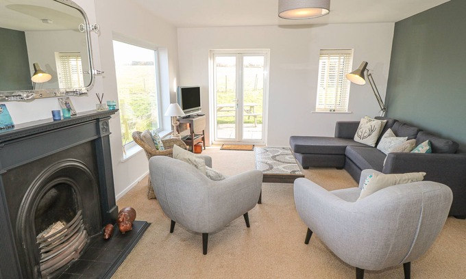 Garn Fadryn Casa | Happy Daze, MORFA NEFYN