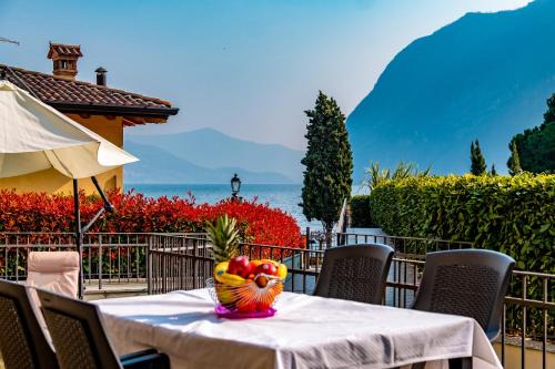 Riva di Solto Apartamento | Happy Guest Apartments - Lake & Relax