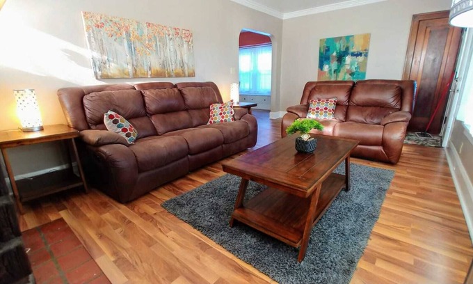 Old Brooklyn Casa | Happy Hideaway Old Brooklyn #2