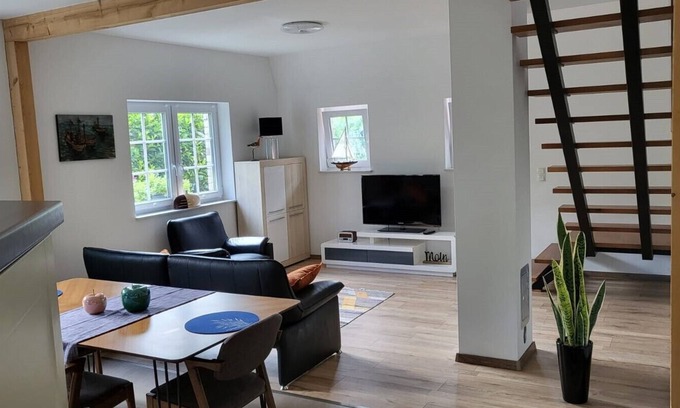 Friesoythe Casa | Happy Holidays - Apartment on the Coastal Canal.