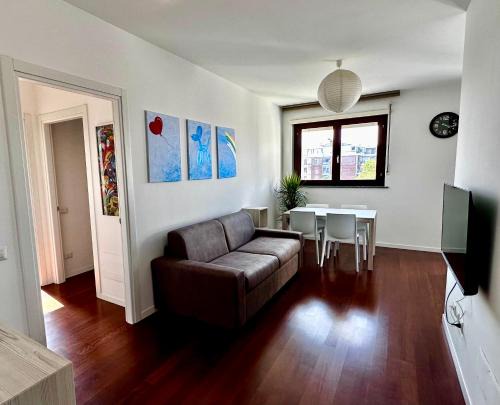 San Donato Milanese Apartamento | Happy Home close to the Hospital,ENI,Milano - GR
