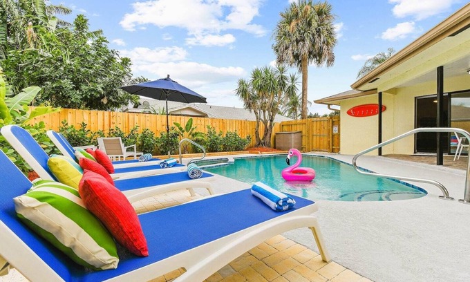 BallenIsles Casa | Happy Hour By The Coast Relaxing Vacation Home Heated Pool Hot Tub Near Beaches