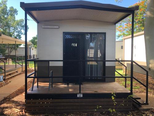 Cloncurry Hotel | Happy Jacks Cabins and Offices