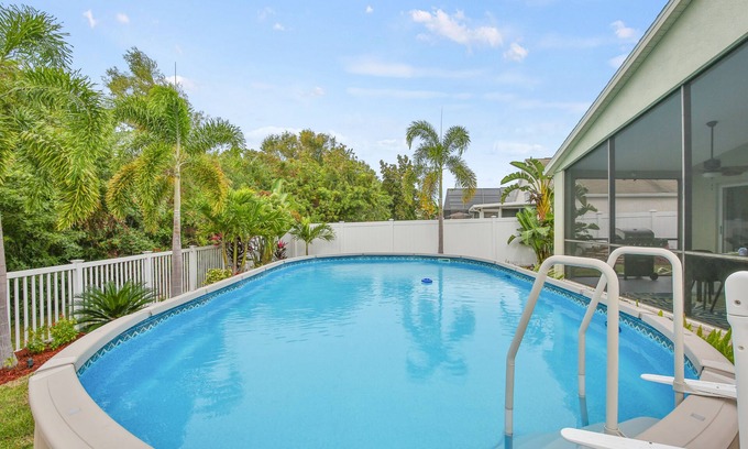 Sabal Harbour Casa | Happy Ours! Newly Renovated - Private Heated Pool, Screened in Lanai