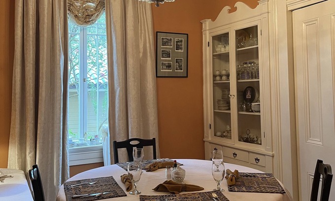 Seventh Ward Cama Y Desayuno | Happy Place BnB