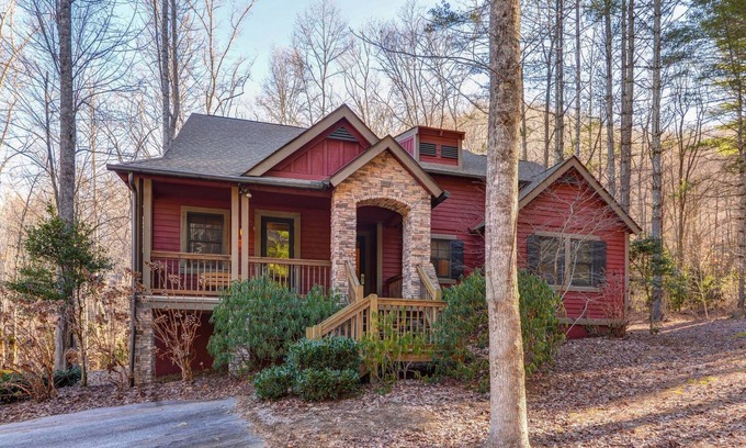 Bear Lake Reserve Cabaña | Happy Place Cottage Nestled in the Mountains of NC at Bear Lake Reserve