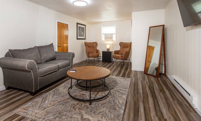 Rimrock Apartamento | *Happy Tavern Apt*Rimrock Hwy*Near Pactola Lake*