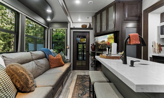 Sequim Casa | Happy Valley Hideaway with 2 Bedrooms & Fire Pit