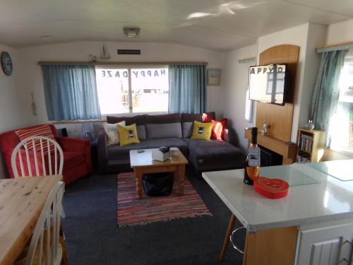 Bacton Complejo | Happydaze Caravan