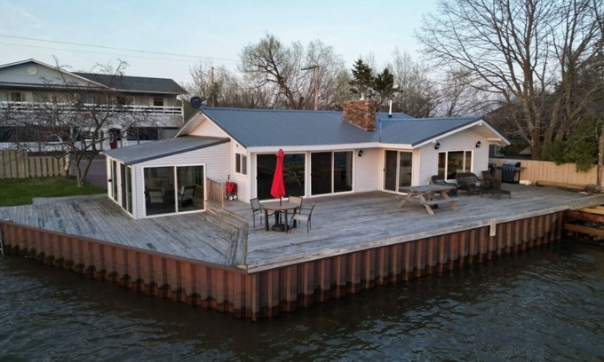 La Pointe Casa | Harbor Beach House - Right on the Water, located Downtown La Pointe!