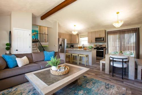 Winthrop Harbor Casa | Harbor Haven Game Room Gym