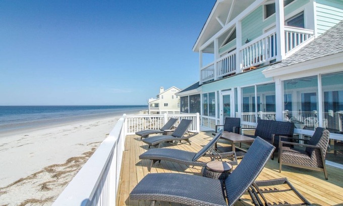Beachwalk Casa | Harbor Point Ocean Front Beach Estate