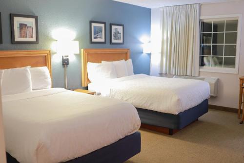Manitowoc Hotel | Harbor Town Inn, BW Signature Collection