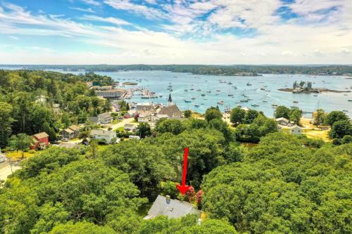 Boothbay Harbor Casa | Harbor View Retreat