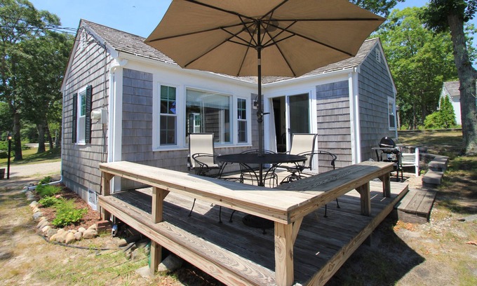 Hyannis Port Casa | Harbor Village - Beautiful Ocean Views, Walk To Beach