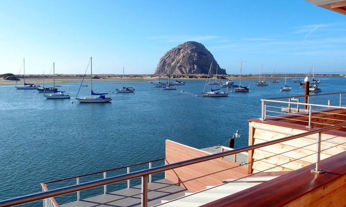 Morro Bay Condominio | Harborfront 2 Condo - Bay Front en el Embarcadero!
