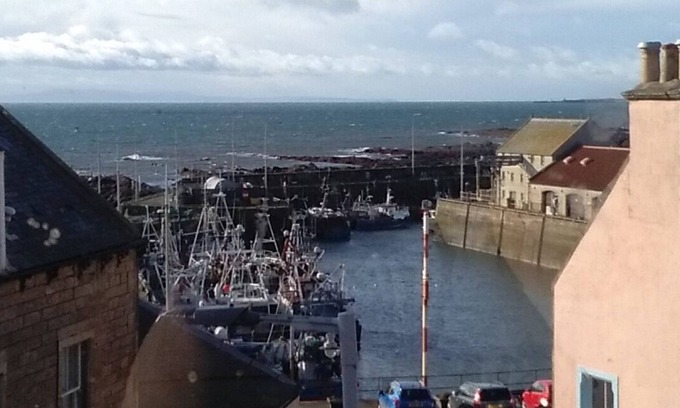 Pittenweem Apartamento | Harbour flat Pittenweem, near golf, beaches, sea views, great base for East Neuk