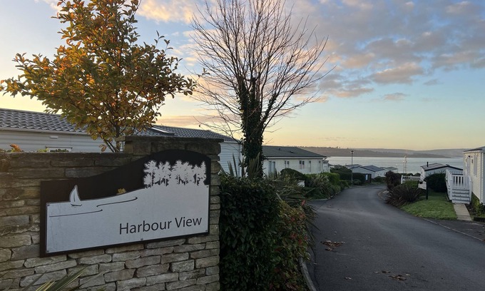 Hamworthy Casa | Harbour View - 6 Berth Family Caravan - Rockley Park, Haven. Anchors Rest