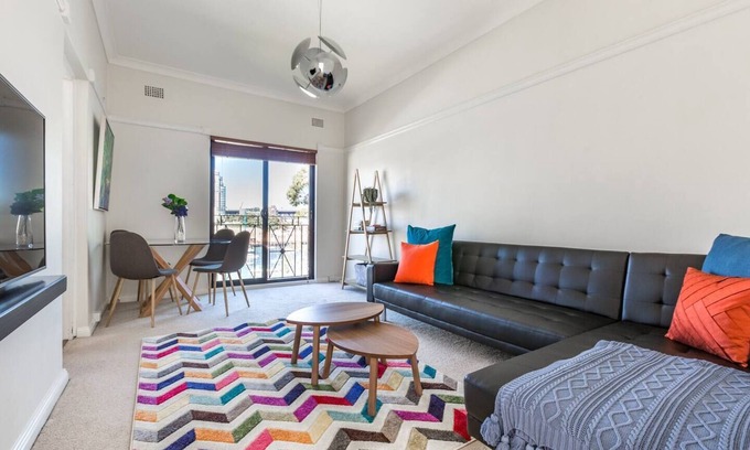 McMahons Point Apartamento | Harbourfront Art Deco Hall Sought after in Sydney