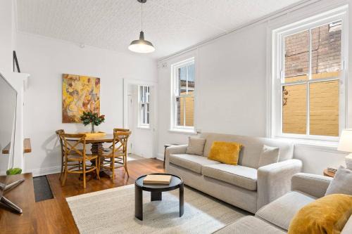 Millers Point Apartamento | Harbourfront meets Heritage Chic near Barangaroo