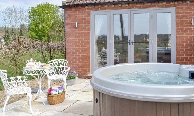 Fulmodeston Cabaña | Hare's Home - UK10757