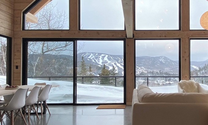 L'Anse-Saint-Jean Chalet De Esquí | Harfång - Spectacular view of Mount Edward
