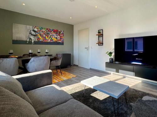 Basilea Apartamento | HARIKOA Apartment - close to City Center - FREE PARKING - Netflix - fast WiFi