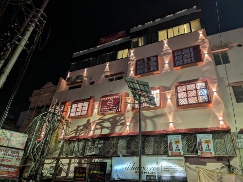 Varanasi Hotel | Haritwal Guest House
