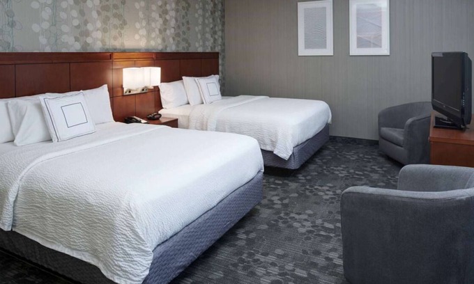 Brookfield Casa | Harley-Davidson Museum Tour! Pet-friendly Property, Indoor Swimming Pool!