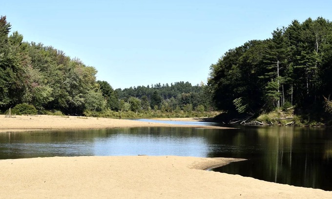 Center Conway Condominio | Harmony Hideaway NH a tranquil retreat nestled on the Saco River.