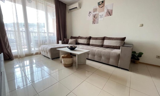 Osenovo Apartamento | Harmony Hills Poseidon