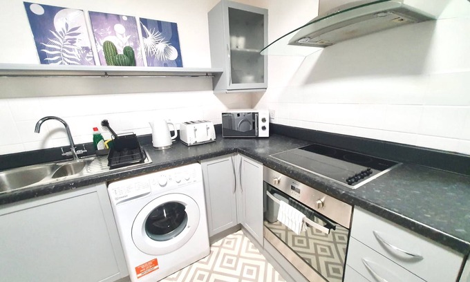 Penge Apartamento | Harmony House – Easy Access to Central London 2 Bedrooms & Spacious Living Room