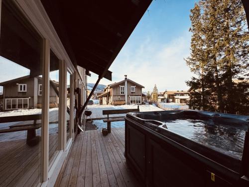 Geilo Casa | Harmony in Geilo, modern and cozy cabin with jacuzzi
