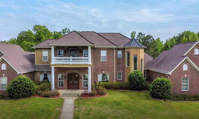 Tougaloo Cama Y Desayuno | Harris Estates Bed & Breakfast is a secluded peaceful property on 11 acres!