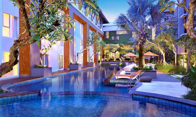 Sunset Road Hotel | HARRIS Hotel & Residence Sunset Road Bali