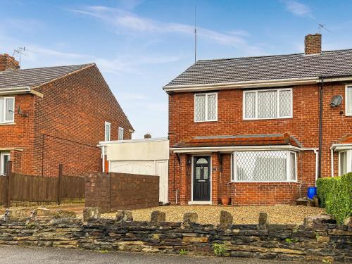 Chesterfield Casa | Harris House