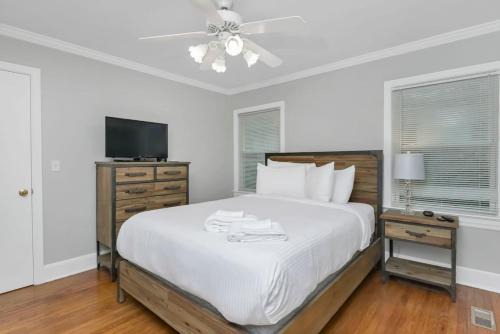 Forest Acres Casa | Harrison Patio Haven 2BR 1BA