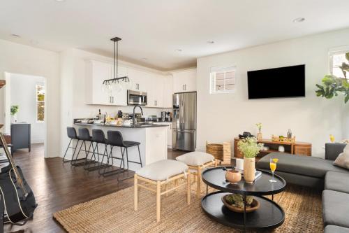 Chestnut Hill Casa | Hart Suite 6 by AvantStay Gorgeous Town House w Modern Amenities in Nashville
